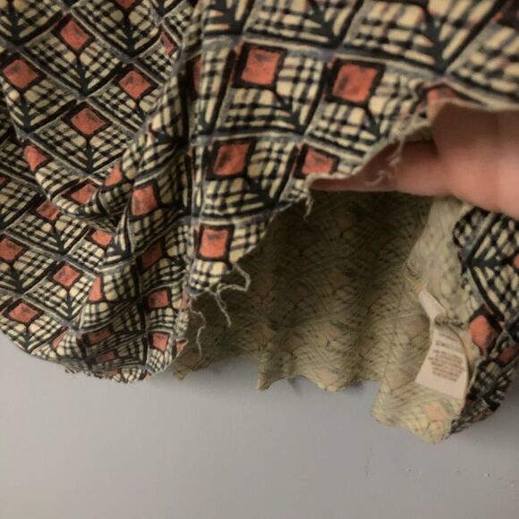 free people crochet raw hem patterned flowy women’s top size small batwing - Picture 8 of 9